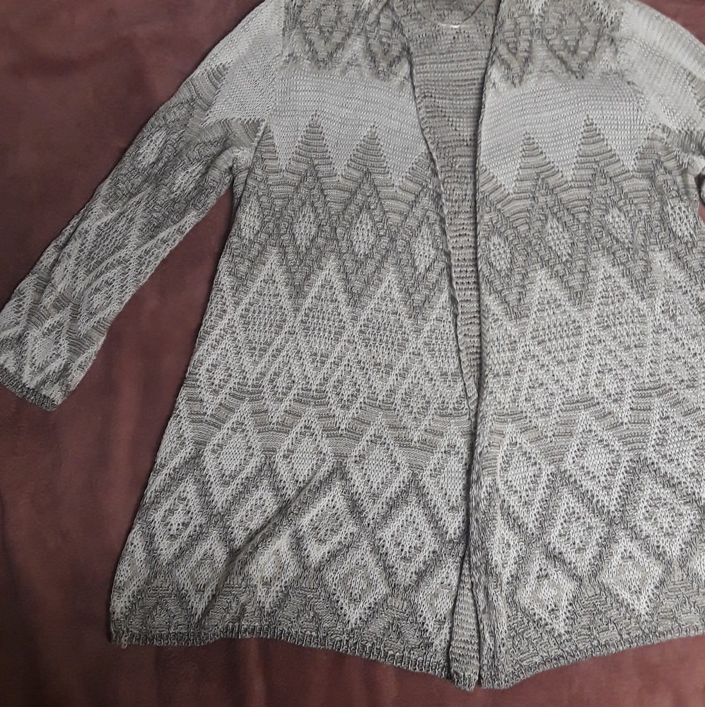 Open sweater - Picture 2 of 5